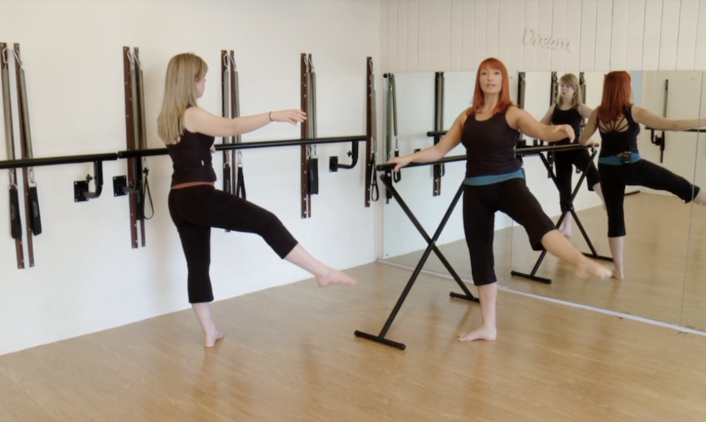 Online Workouts - Gusto Barre - 8 Minute Barre Section